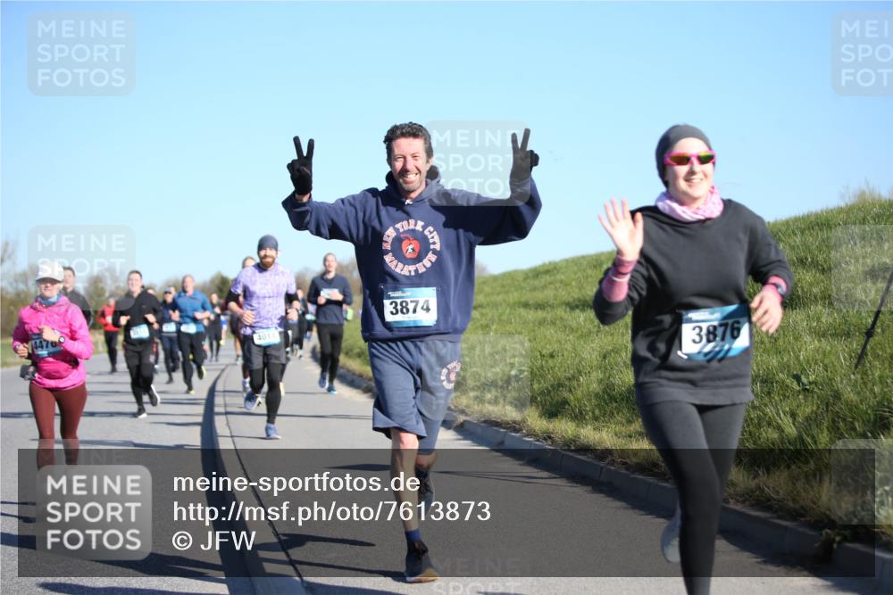 06.04.2025 - 44. Internationalen Wilhelmsburger Insellauf Jannik Wohlers http://msf.ph/oto/7613873 06.04.2025 09:30:22 Laufen 4470, 4011, 3874, 3876 meine-sportfotos.de
