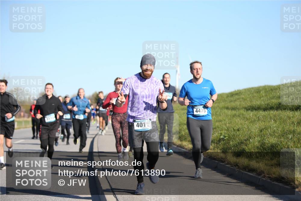 06.04.2025 - 44. Internationalen Wilhelmsburger Insellauf Jannik Wohlers http://msf.ph/oto/7613890 06.04.2025 09:30:24 Laufen 3510, 4011, 3992, 4475 meine-sportfotos.de