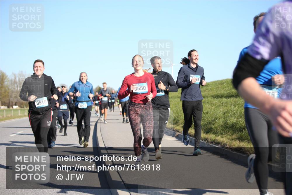 06.04.2025 - 44. Internationalen Wilhelmsburger Insellauf Jannik Wohlers http://msf.ph/oto/7613918 06.04.2025 09:30:26 Laufen 3510, 09, 3675, 3001, 3550, 991, 92, 75 meine-sportfotos.de