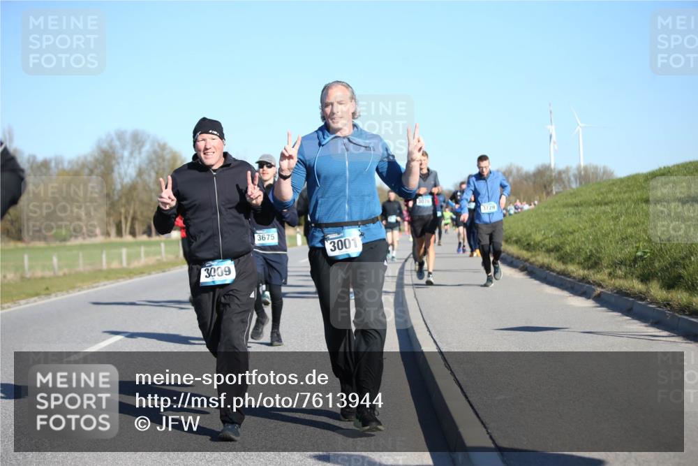 06.04.2025 - 44. Internationalen Wilhelmsburger Insellauf Jannik Wohlers http://msf.ph/oto/7613944 06.04.2025 09:30:28 Laufen 3009, 3675, 3001, 3076, 3729 meine-sportfotos.de