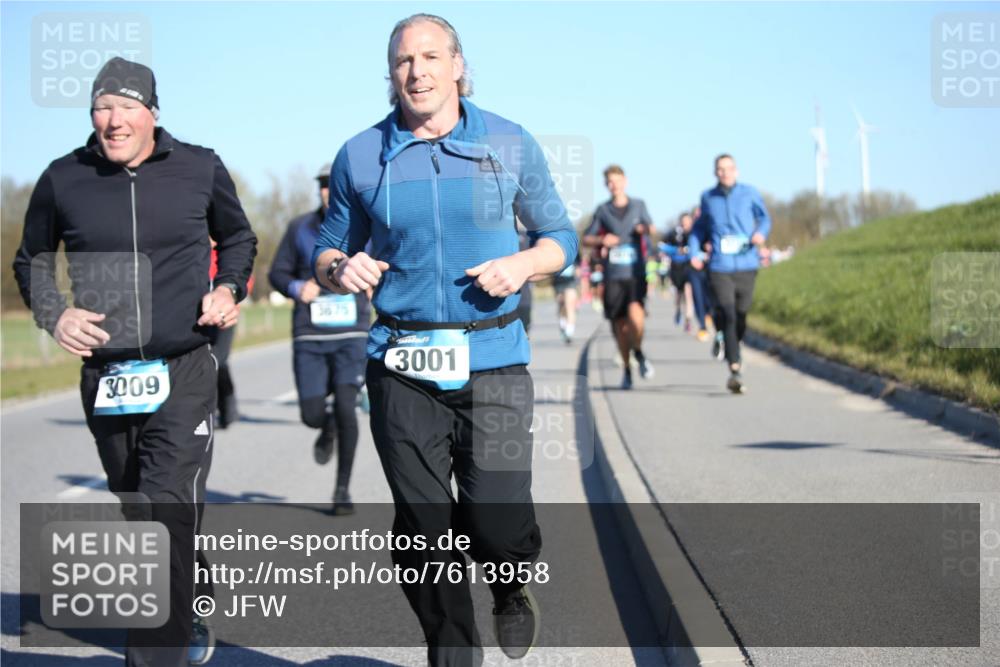 06.04.2025 - 44. Internationalen Wilhelmsburger Insellauf Jannik Wohlers http://msf.ph/oto/7613958 06.04.2025 09:30:29 Laufen 3009, 3675, 3001 meine-sportfotos.de