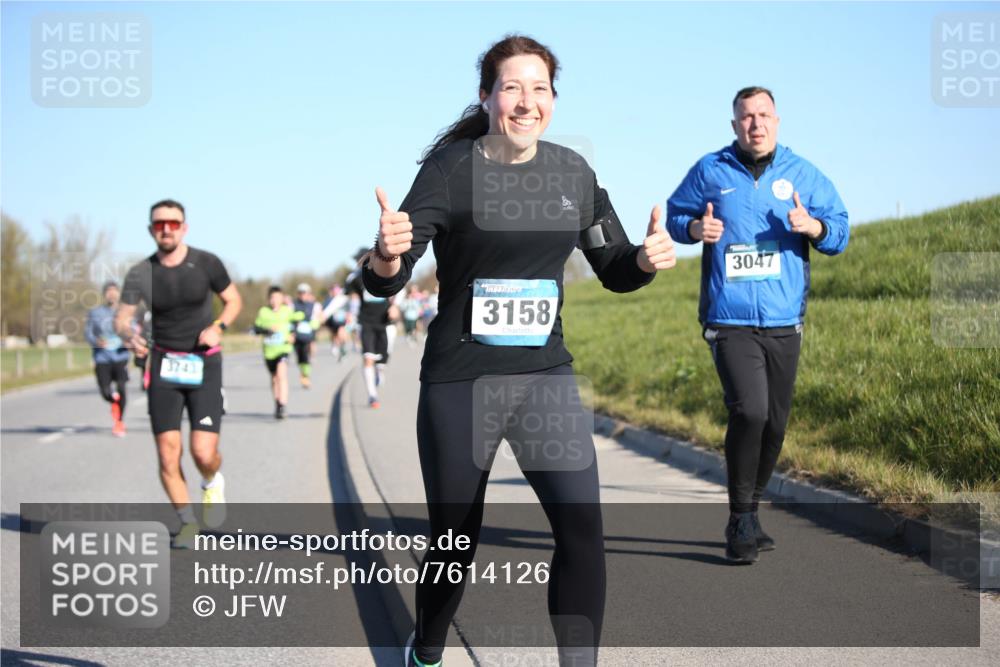 06.04.2025 - 44. Internationalen Wilhelmsburger Insellauf Jannik Wohlers http://msf.ph/oto/7614126 06.04.2025 09:30:44 Laufen 3743, 3158, 3047 meine-sportfotos.de