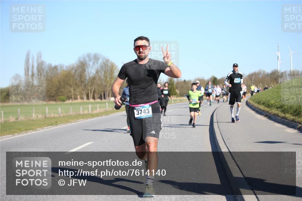 06.04.2025 - 44. Internationalen Wilhelmsburger Insellauf Jannik Wohlers http://msf.ph/oto/7614140 06.04.2025 09:30:45 Laufen 3743, 44, 4607 meine-sportfotos.de