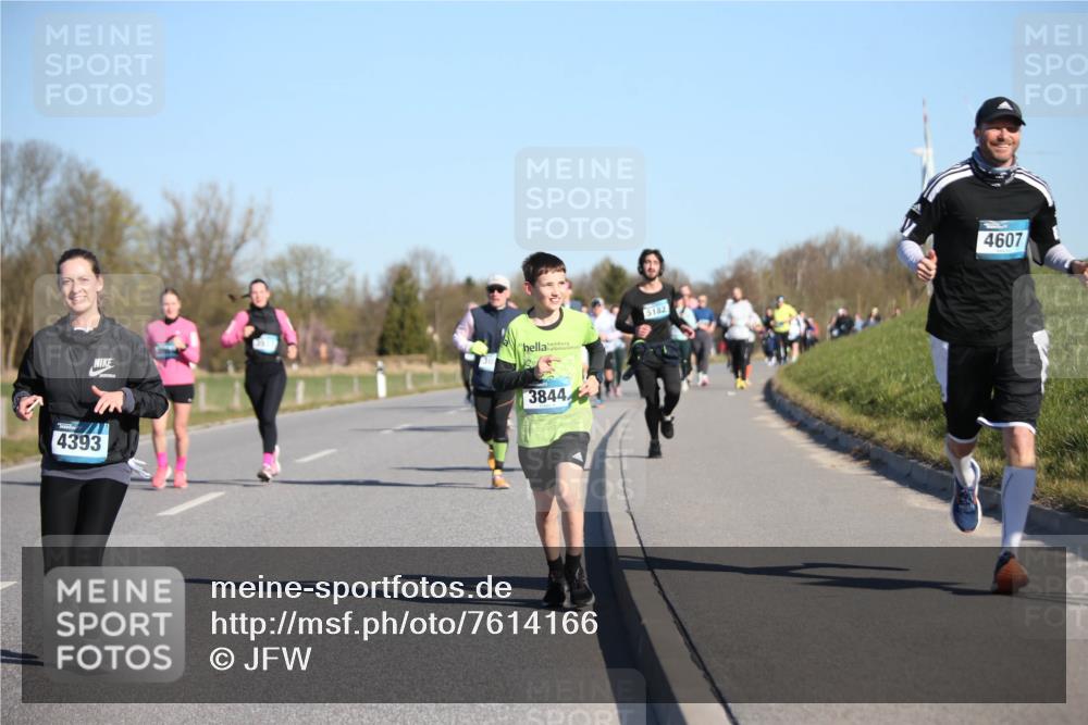 06.04.2025 - 44. Internationalen Wilhelmsburger Insellauf Jannik Wohlers http://msf.ph/oto/7614166 06.04.2025 09:30:48 Laufen 4393, 5182, 3844, 4607 meine-sportfotos.de