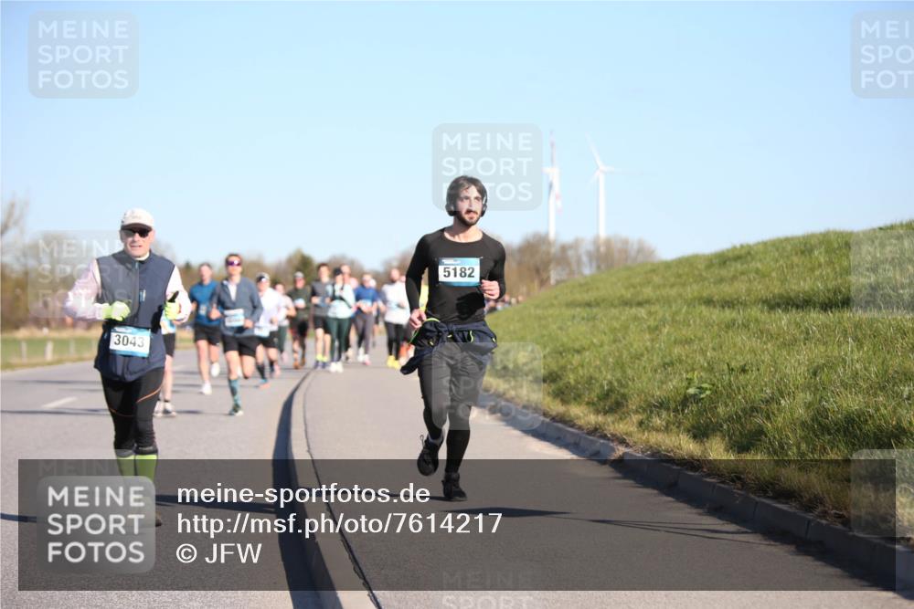06.04.2025 - 44. Internationalen Wilhelmsburger Insellauf Jannik Wohlers http://msf.ph/oto/7614217 06.04.2025 09:30:52 Laufen 3043, 5182 meine-sportfotos.de