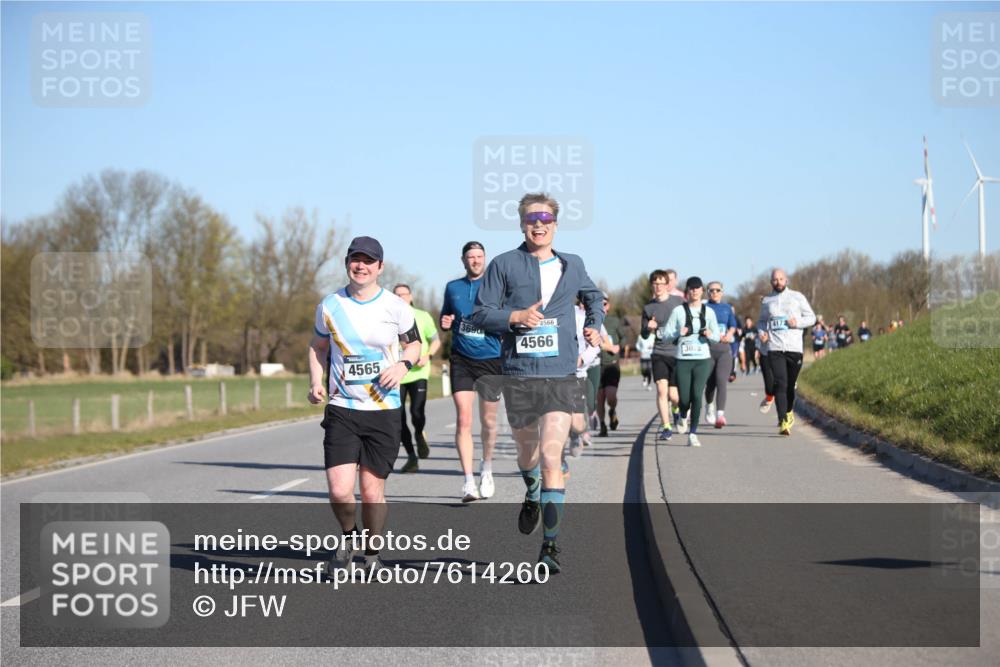 06.04.2025 - 44. Internationalen Wilhelmsburger Insellauf Jannik Wohlers http://msf.ph/oto/7614260 06.04.2025 09:30:56 Laufen 4565, 3690, 4566, 4566, 3028, 4172 meine-sportfotos.de