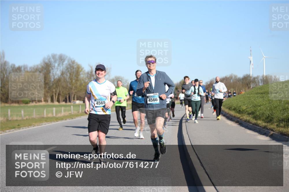 06.04.2025 - 44. Internationalen Wilhelmsburger Insellauf Jannik Wohlers http://msf.ph/oto/7614277 06.04.2025 09:30:57 Laufen 4565, 756, 4566, 4566, 3028 meine-sportfotos.de