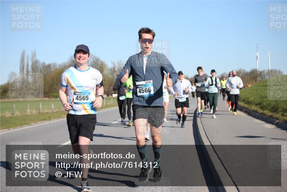 06.04.2025 - 44. Internationalen Wilhelmsburger Insellauf Jannik Wohlers http://msf.ph/oto/7614312 06.04.2025 09:30:58 Laufen 4565, 4566, 4566, 07, 3892, 3028, 4172 meine-sportfotos.de