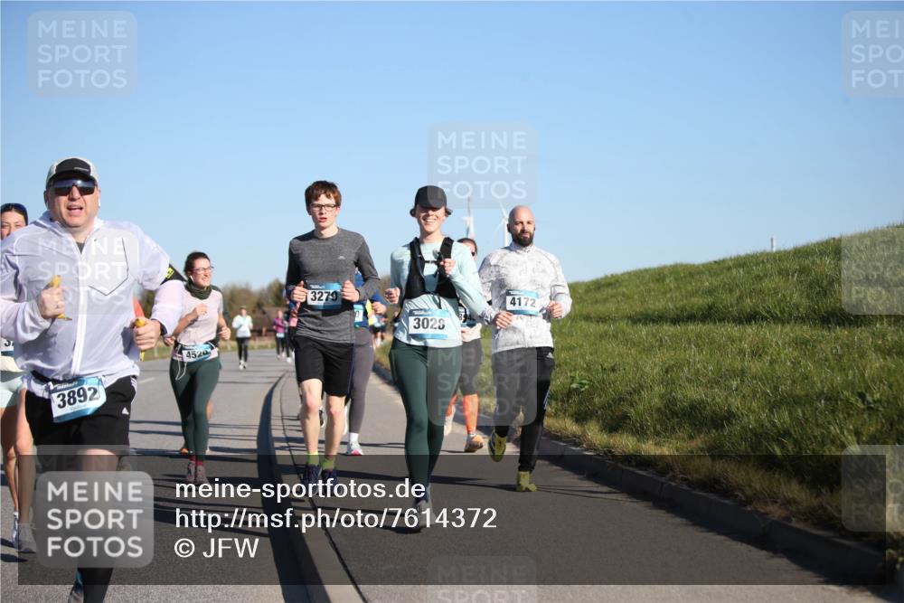 06.04.2025 - 44. Internationalen Wilhelmsburger Insellauf Jannik Wohlers http://msf.ph/oto/7614372 06.04.2025 09:31:01 Laufen 4520, 3892, 3279, 3028, 4172 meine-sportfotos.de