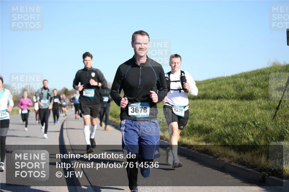 06.04.2025 - 44. Internationalen Wilhelmsburger Insellauf Jannik Wohlers http://msf.ph/oto/7614536 06.04.2025 09:31:14 Laufen 268, 5003, 3678, 4270 meine-sportfotos.de