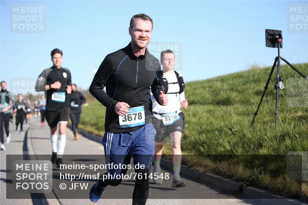 06.04.2025 - 44. Internationalen Wilhelmsburger Insellauf Jannik Wohlers http://msf.ph/oto/7614548 06.04.2025 09:31:14 Laufen 5003, 3678, 4270 meine-sportfotos.de