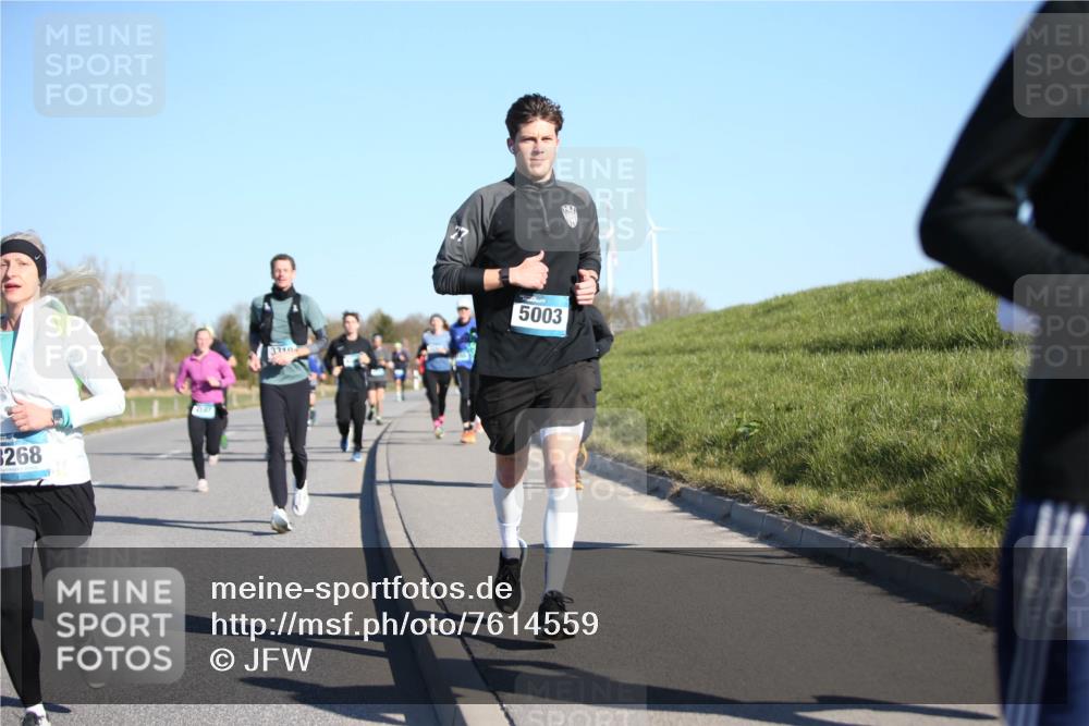 06.04.2025 - 44. Internationalen Wilhelmsburger Insellauf Jannik Wohlers http://msf.ph/oto/7614559 06.04.2025 09:31:15 Laufen 3268, 3310, 5003 meine-sportfotos.de