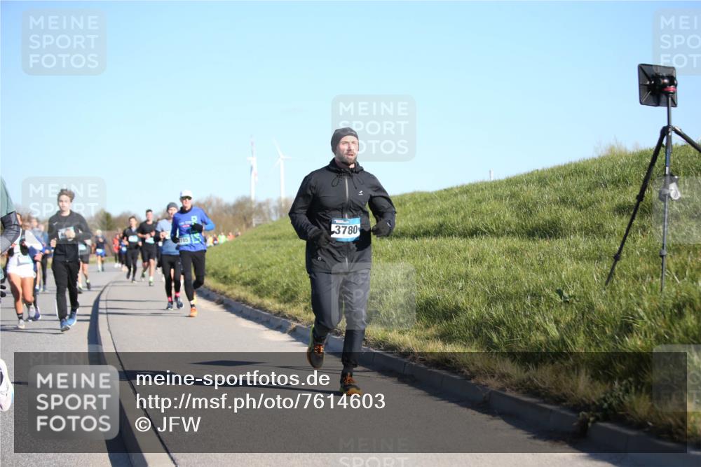 06.04.2025 - 44. Internationalen Wilhelmsburger Insellauf Jannik Wohlers http://msf.ph/oto/7614603 06.04.2025 09:31:17 Laufen 3780 meine-sportfotos.de