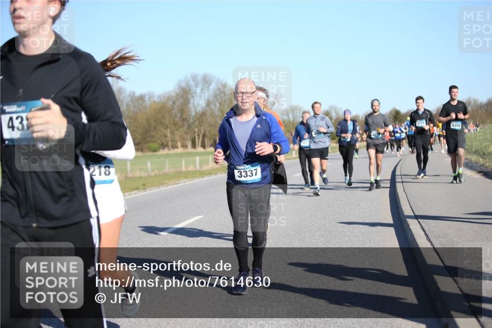 06.04.2025 - 44. Internationalen Wilhelmsburger Insellauf Jannik Wohlers http://msf.ph/oto/7614630 06.04.2025 09:31:22 Laufen 43, 218, 3337, 3772, 4399 meine-sportfotos.de