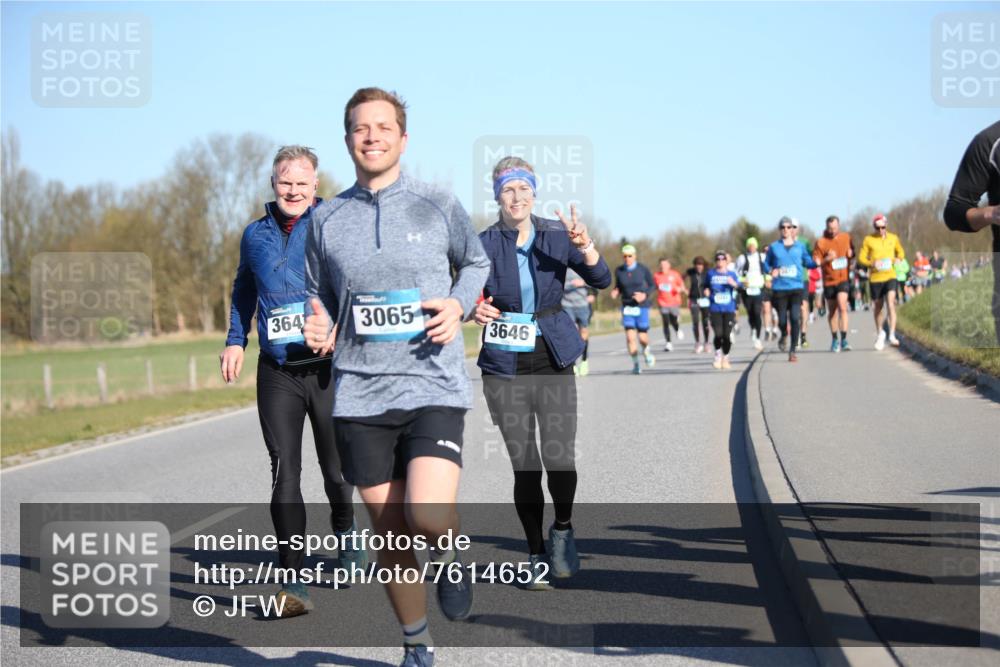06.04.2025 - 44. Internationalen Wilhelmsburger Insellauf Jannik Wohlers http://msf.ph/oto/7614652 06.04.2025 09:31:26 Laufen 364, 3065, 3646 meine-sportfotos.de