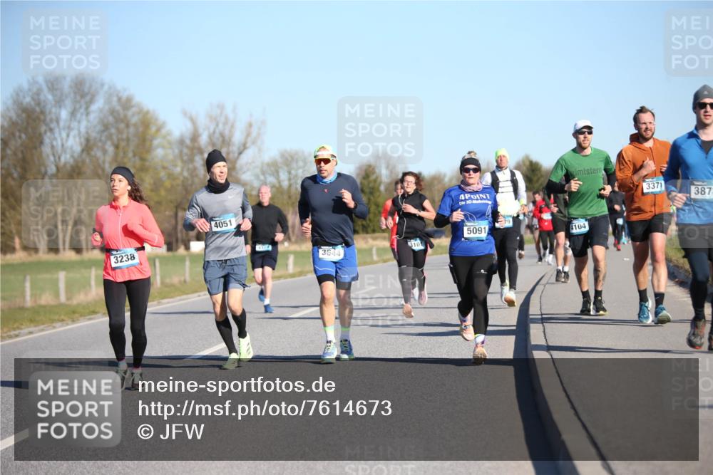 06.04.2025 - 44. Internationalen Wilhelmsburger Insellauf Jannik Wohlers http://msf.ph/oto/7614673 06.04.2025 09:31:31 Laufen 4051, 3238, 310, 3644, 4, 3, 5091, 4104, 3371, 3873 meine-sportfotos.de