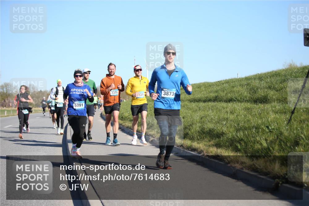 06.04.2025 - 44. Internationalen Wilhelmsburger Insellauf Jannik Wohlers http://msf.ph/oto/7614683 06.04.2025 09:31:34 Laufen 3101, 4, 3, 3079, 5091, 3371, 3873 meine-sportfotos.de