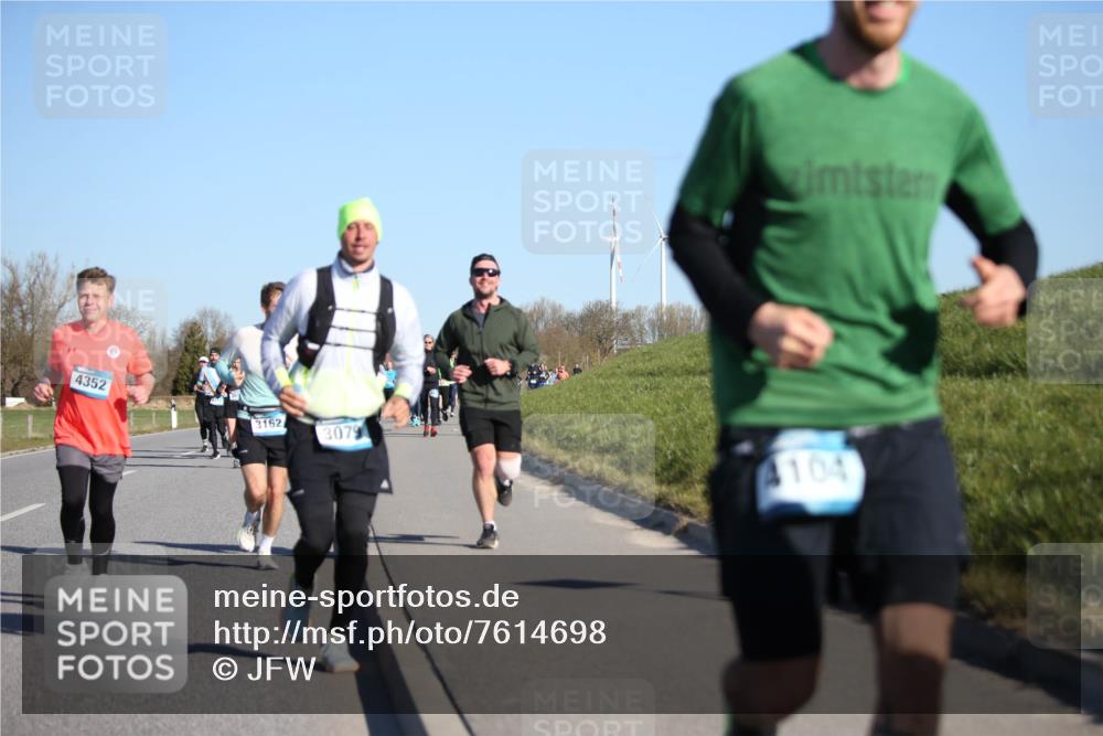 06.04.2025 - 44. Internationalen Wilhelmsburger Insellauf Jannik Wohlers http://msf.ph/oto/7614698 06.04.2025 09:31:38 Laufen 4352, 3162, 3079, 4104 meine-sportfotos.de