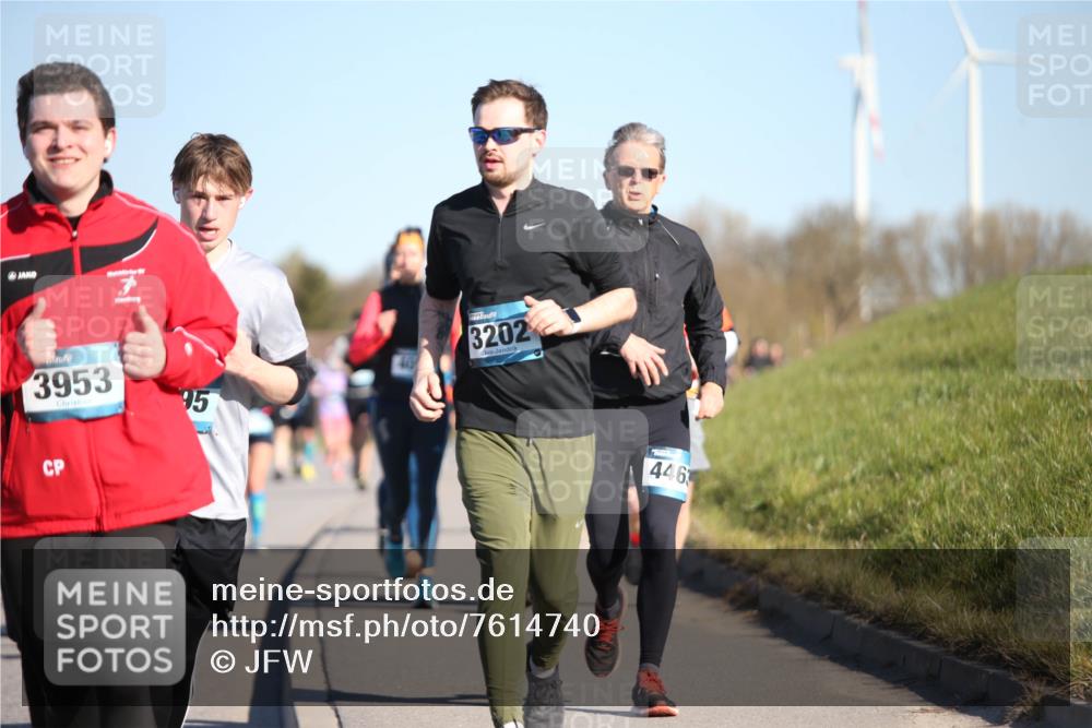 06.04.2025 - 44. Internationalen Wilhelmsburger Insellauf Jannik Wohlers http://msf.ph/oto/7614740 06.04.2025 09:31:48 Laufen 3953, 95, 440, 3202, 446 meine-sportfotos.de