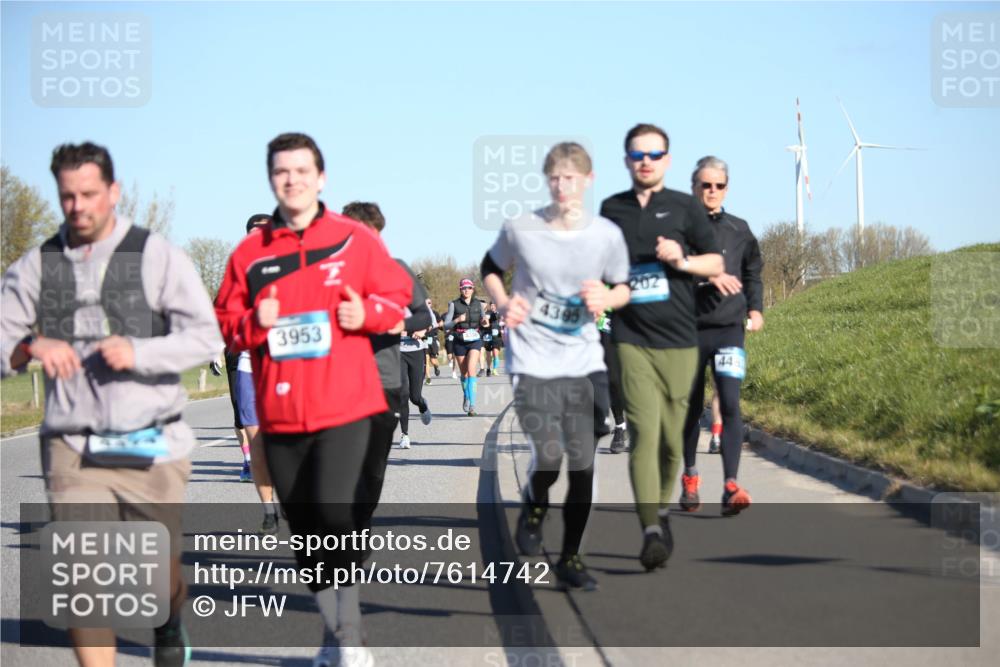 06.04.2025 - 44. Internationalen Wilhelmsburger Insellauf Jannik Wohlers http://msf.ph/oto/7614742 06.04.2025 09:31:48 Laufen 3953, 4395, 446 meine-sportfotos.de