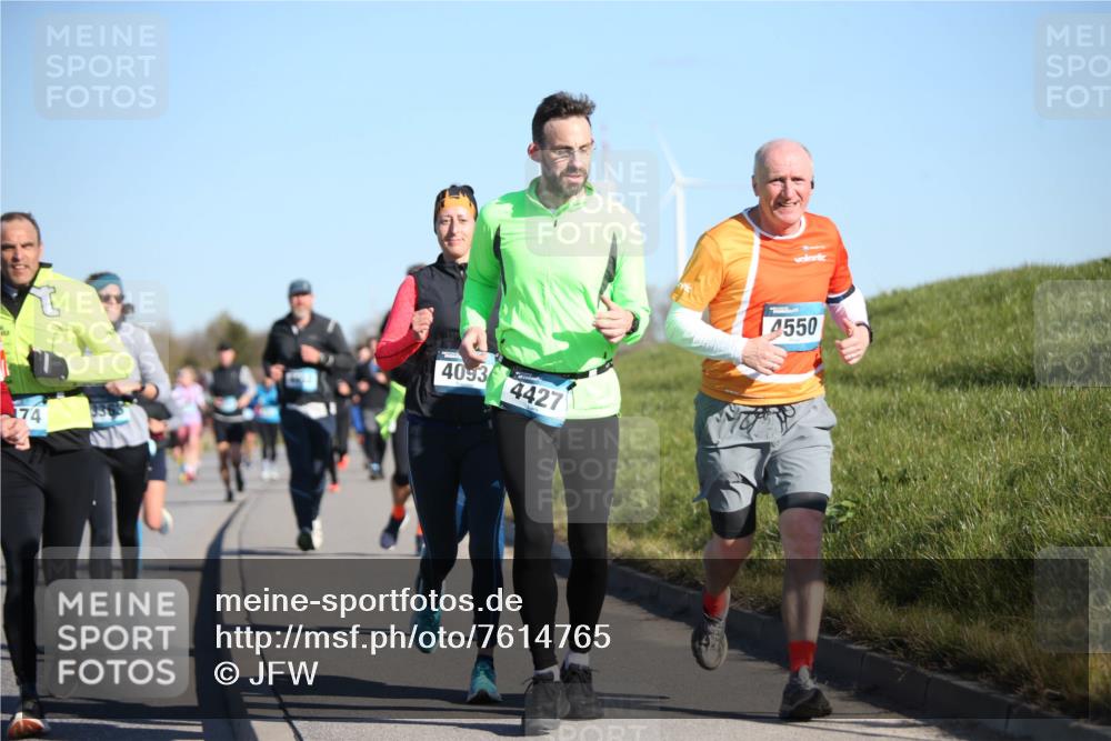 06.04.2025 - 44. Internationalen Wilhelmsburger Insellauf Jannik Wohlers http://msf.ph/oto/7614765 06.04.2025 09:31:52 Laufen 174, 4093, 4427, 4550 meine-sportfotos.de