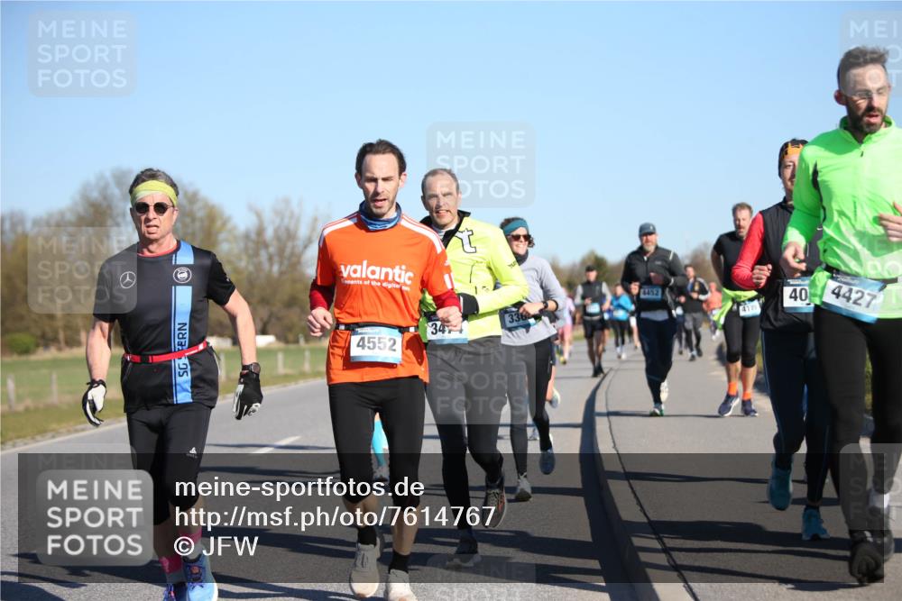 06.04.2025 - 44. Internationalen Wilhelmsburger Insellauf Jannik Wohlers http://msf.ph/oto/7614767 06.04.2025 09:31:53 Laufen 4552, 34, 336, 4452, 4119, 40, 4427 meine-sportfotos.de