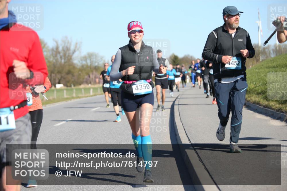 06.04.2025 - 44. Internationalen Wilhelmsburger Insellauf Jannik Wohlers http://msf.ph/oto/7614797 06.04.2025 09:31:57 Laufen 1, 4350, 4452 meine-sportfotos.de