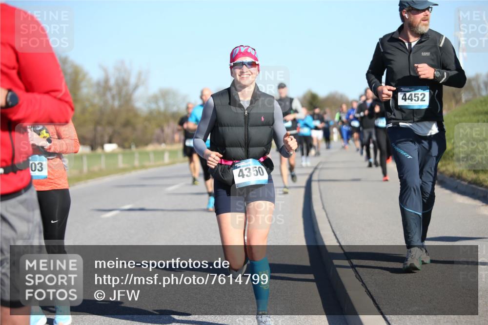 06.04.2025 - 44. Internationalen Wilhelmsburger Insellauf Jannik Wohlers http://msf.ph/oto/7614799 06.04.2025 09:31:57 Laufen 03, 4350, 4452 meine-sportfotos.de
