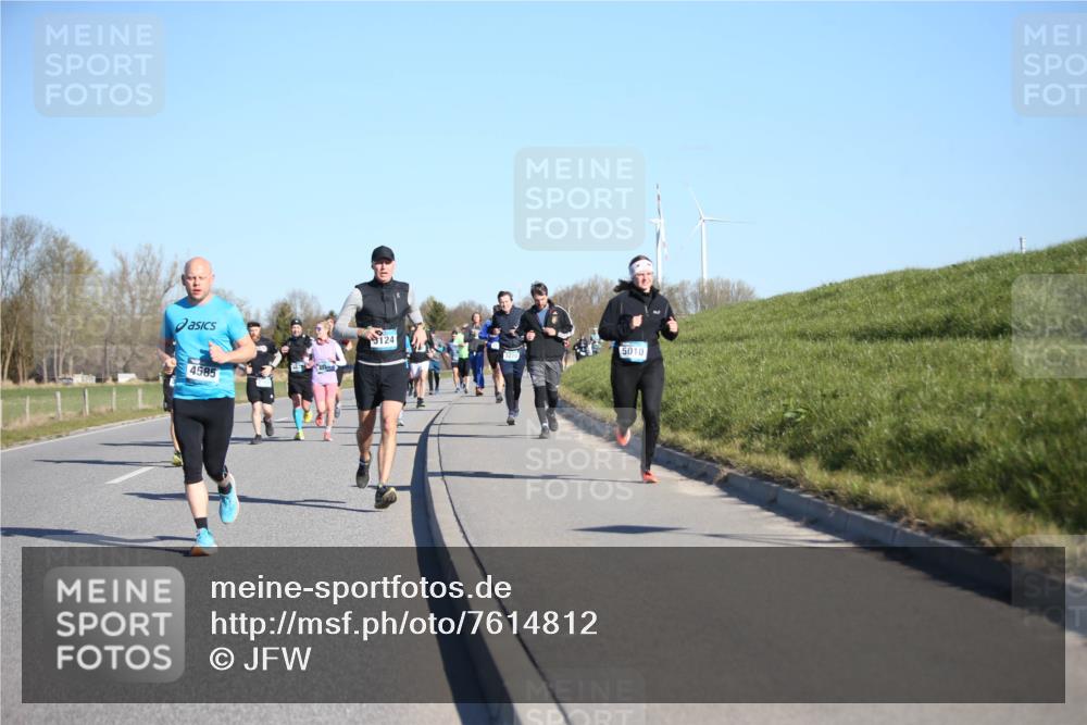 06.04.2025 - 44. Internationalen Wilhelmsburger Insellauf Jannik Wohlers http://msf.ph/oto/7614812 06.04.2025 09:31:59 Laufen 4585, 124, 5010 meine-sportfotos.de