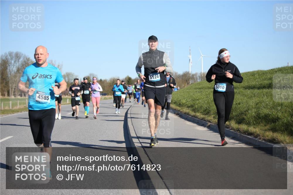 06.04.2025 - 44. Internationalen Wilhelmsburger Insellauf Jannik Wohlers http://msf.ph/oto/7614823 06.04.2025 09:32:01 Laufen 4585, 4324, 5124, 5010 meine-sportfotos.de