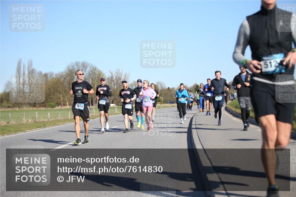 06.04.2025 - 44. Internationalen Wilhelmsburger Insellauf Jannik Wohlers http://msf.ph/oto/7614830 06.04.2025 09:32:03 Laufen 38, 3720, 3270, 4324, 5127, 3674, 19513 meine-sportfotos.de
