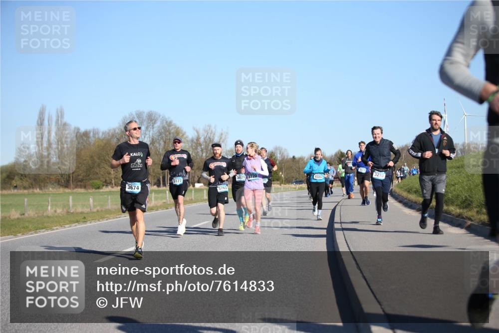 06.04.2025 - 44. Internationalen Wilhelmsburger Insellauf Jannik Wohlers http://msf.ph/oto/7614833 06.04.2025 09:32:03 Laufen 113, 3674, 5127, 3821, 3720, 4324, 3270, 3763 meine-sportfotos.de
