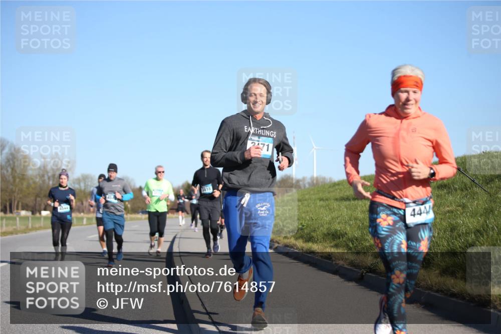 06.04.2025 - 44. Internationalen Wilhelmsburger Insellauf Jannik Wohlers http://msf.ph/oto/7614857 06.04.2025 09:32:14 Laufen 4544, 3818, 2471, 444 meine-sportfotos.de