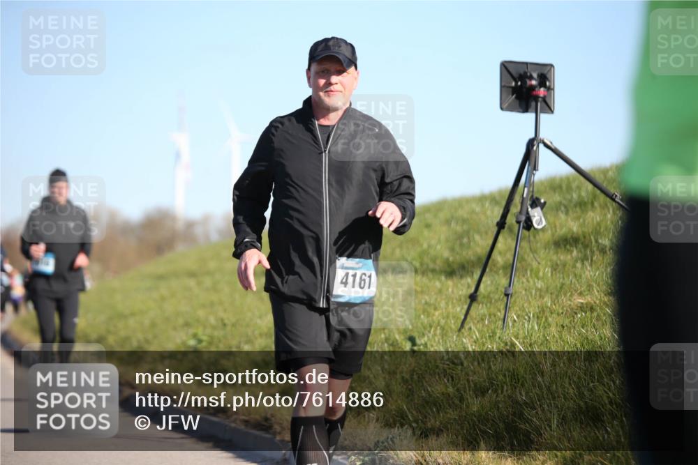 06.04.2025 - 44. Internationalen Wilhelmsburger Insellauf Jannik Wohlers http://msf.ph/oto/7614886 06.04.2025 09:32:20 Laufen 4161 meine-sportfotos.de