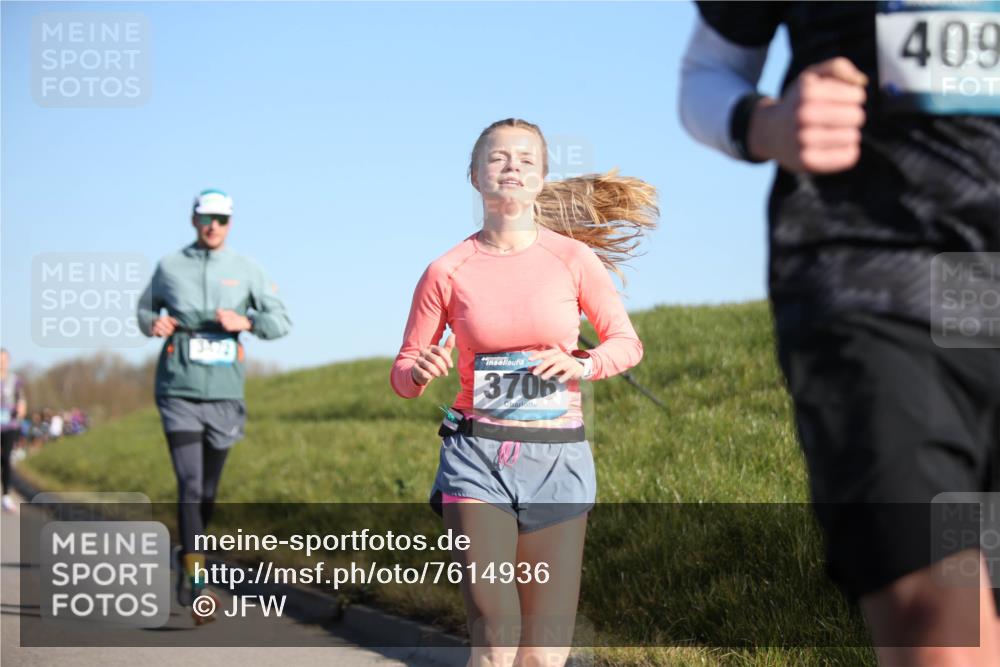 06.04.2025 - 44. Internationalen Wilhelmsburger Insellauf Jannik Wohlers http://msf.ph/oto/7614936 06.04.2025 09:32:31 Laufen 3472, 370, 409 meine-sportfotos.de