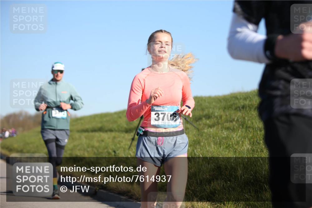 06.04.2025 - 44. Internationalen Wilhelmsburger Insellauf Jannik Wohlers http://msf.ph/oto/7614937 06.04.2025 09:32:31 Laufen 3706 meine-sportfotos.de