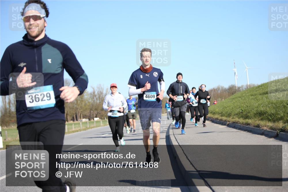 06.04.2025 - 44. Internationalen Wilhelmsburger Insellauf Jannik Wohlers http://msf.ph/oto/7614968 06.04.2025 09:32:39 Laufen 3629, 4208, 8, 4609, 3438, 3425 meine-sportfotos.de