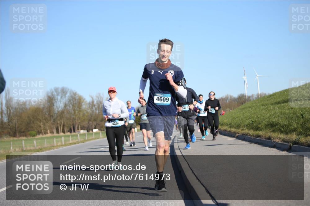 06.04.2025 - 44. Internationalen Wilhelmsburger Insellauf Jannik Wohlers http://msf.ph/oto/7614973 06.04.2025 09:32:39 Laufen 420, 451, 8, 4609, 34382 meine-sportfotos.de