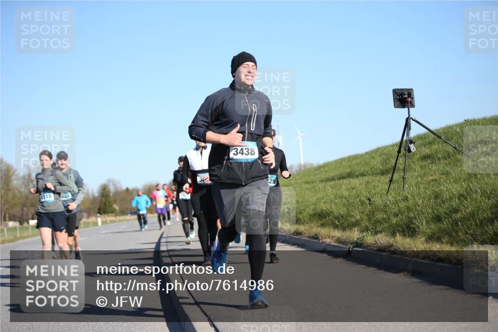 06.04.2025 - 44. Internationalen Wilhelmsburger Insellauf Jannik Wohlers http://msf.ph/oto/7614986 06.04.2025 09:32:42 Laufen 4518, 045, 30, 3438, 25 meine-sportfotos.de