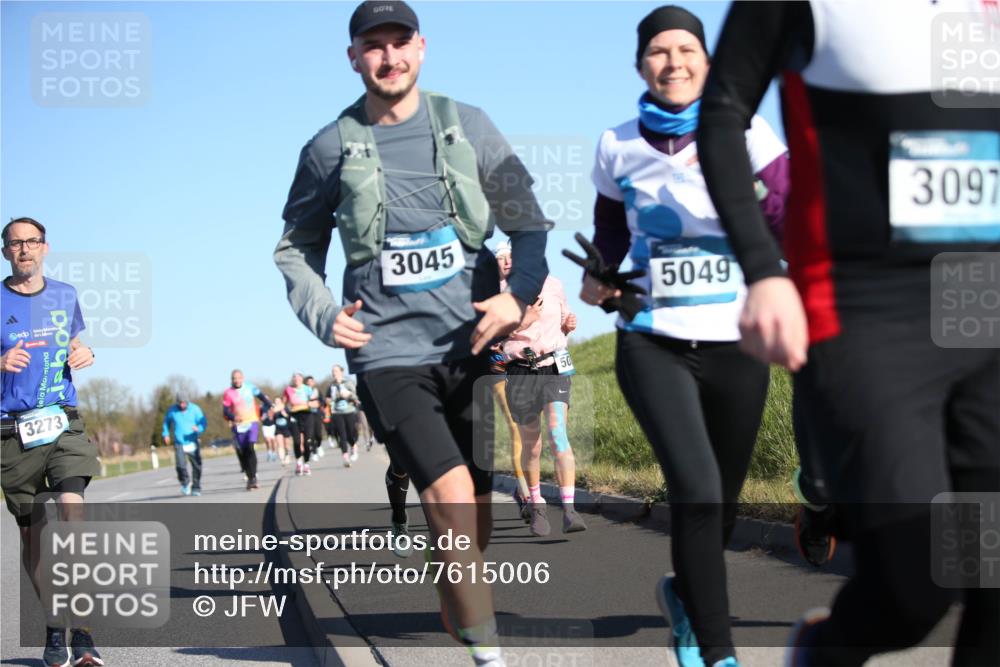 06.04.2025 - 44. Internationalen Wilhelmsburger Insellauf Jannik Wohlers http://msf.ph/oto/7615006 06.04.2025 09:32:45 Laufen 3045, 3273, 50, 5049, 3097 meine-sportfotos.de