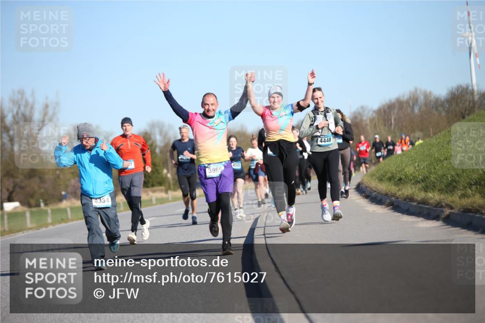 06.04.2025 - 44. Internationalen Wilhelmsburger Insellauf Jannik Wohlers http://msf.ph/oto/7615027 06.04.2025 09:32:48 Laufen 4334, 4025, 3965, 4545, 4448 meine-sportfotos.de