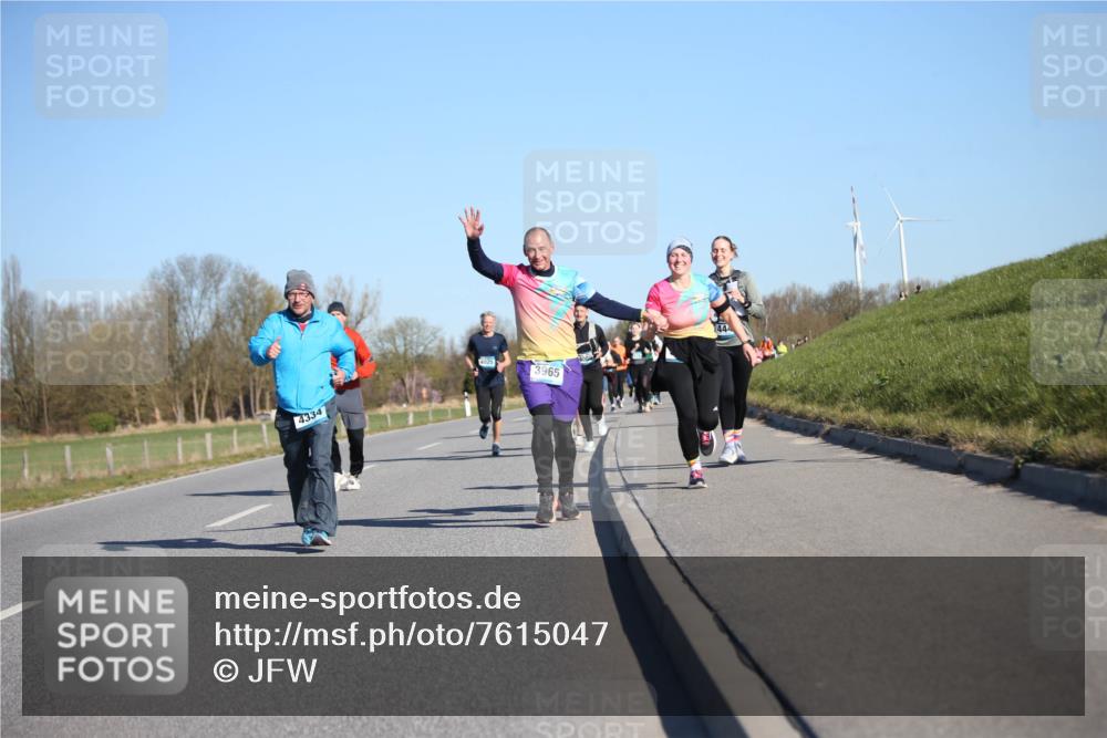 06.04.2025 - 44. Internationalen Wilhelmsburger Insellauf Jannik Wohlers http://msf.ph/oto/7615047 06.04.2025 09:32:50 Laufen 3965, 4334 meine-sportfotos.de