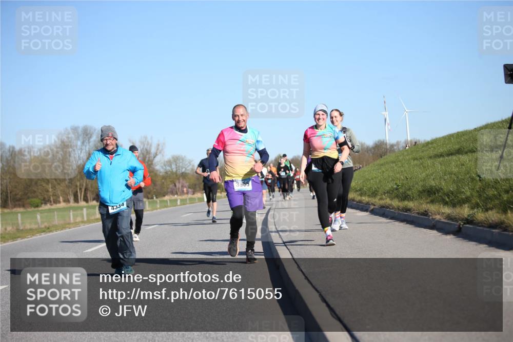 06.04.2025 - 44. Internationalen Wilhelmsburger Insellauf Jannik Wohlers http://msf.ph/oto/7615055 06.04.2025 09:32:51 Laufen 4334, 3965 meine-sportfotos.de