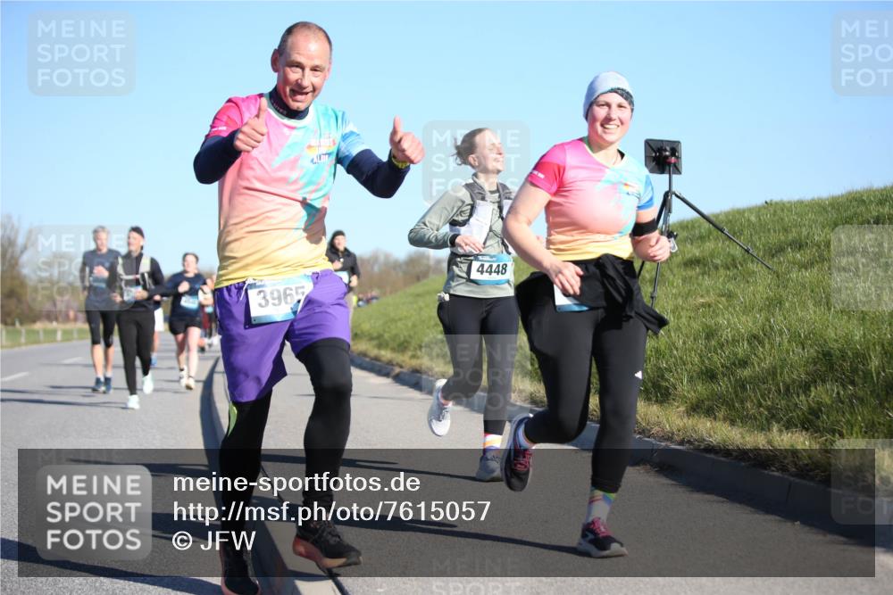 06.04.2025 - 44. Internationalen Wilhelmsburger Insellauf Jannik Wohlers http://msf.ph/oto/7615057 06.04.2025 09:32:53 Laufen 4448, 3965 meine-sportfotos.de