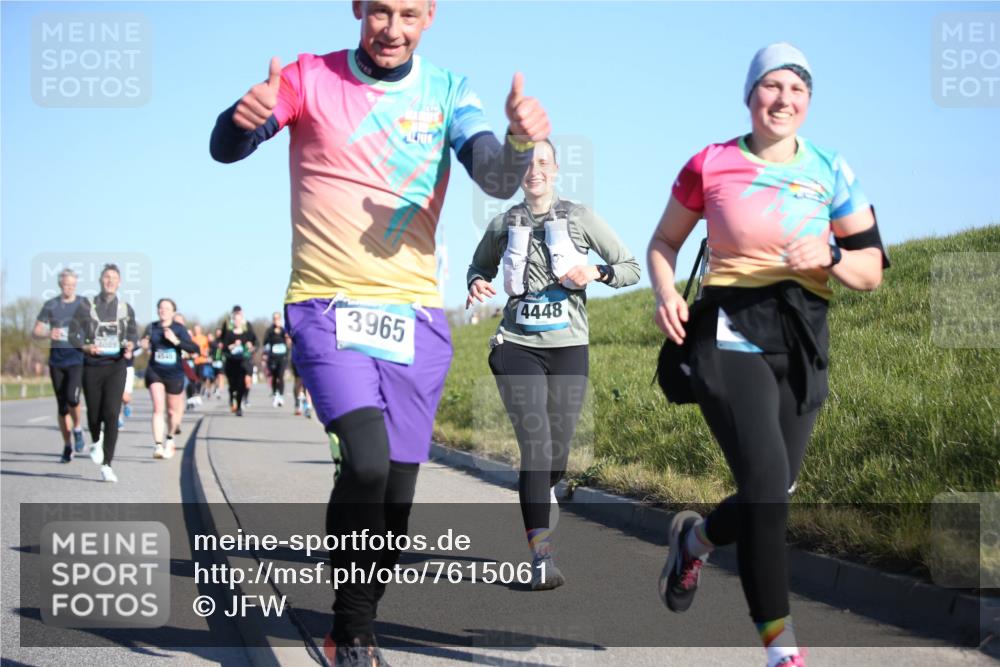 06.04.2025 - 44. Internationalen Wilhelmsburger Insellauf Jannik Wohlers http://msf.ph/oto/7615061 06.04.2025 09:32:53 Laufen 4089, 3965, 4448 meine-sportfotos.de