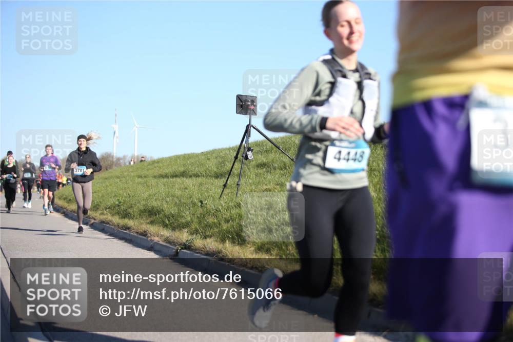 06.04.2025 - 44. Internationalen Wilhelmsburger Insellauf Jannik Wohlers http://msf.ph/oto/7615066 06.04.2025 09:32:54 Laufen 3781, 4448 meine-sportfotos.de