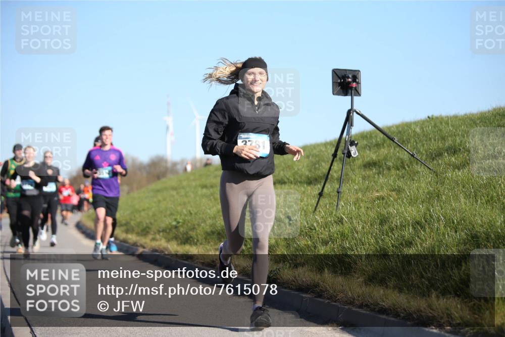 06.04.2025 - 44. Internationalen Wilhelmsburger Insellauf Jannik Wohlers http://msf.ph/oto/7615078 06.04.2025 09:32:57 Laufen  meine-sportfotos.de