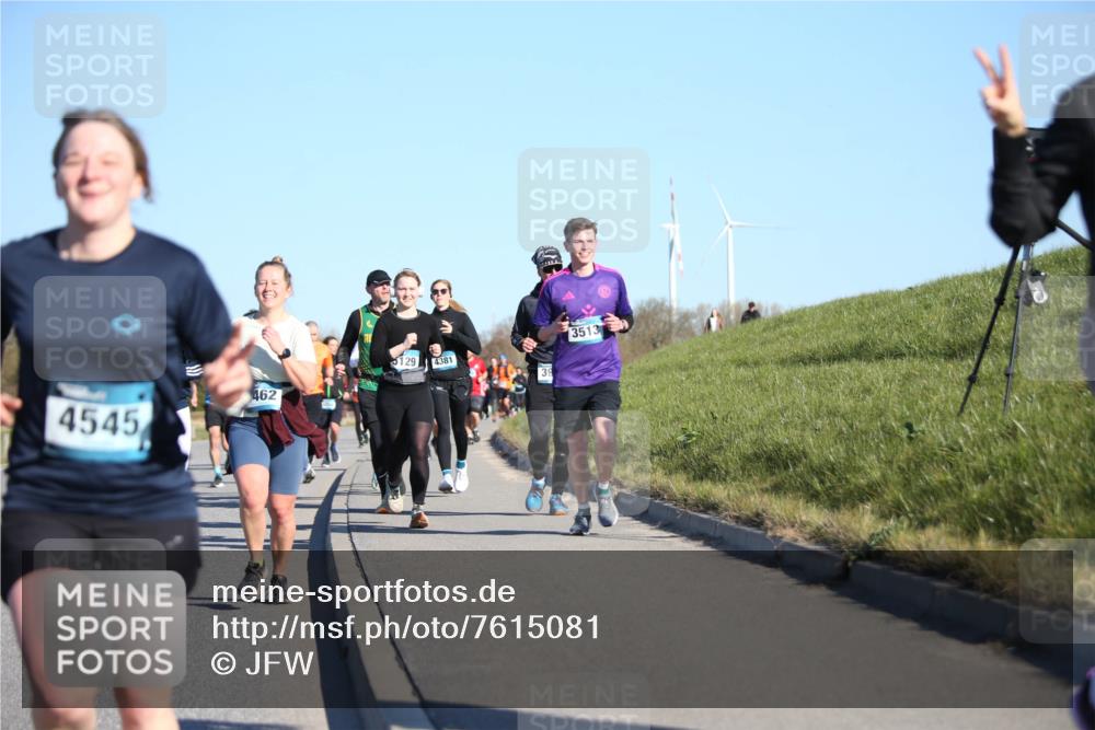 06.04.2025 - 44. Internationalen Wilhelmsburger Insellauf Jannik Wohlers http://msf.ph/oto/7615081 06.04.2025 09:32:58 Laufen 4545, 462, 5129, 4381, 39, 3513 meine-sportfotos.de