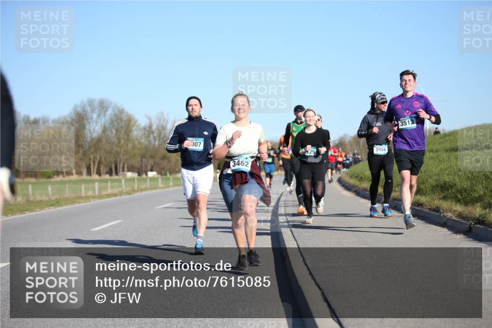 06.04.2025 - 44. Internationalen Wilhelmsburger Insellauf Jannik Wohlers http://msf.ph/oto/7615085 06.04.2025 09:32:59 Laufen 307, 29, 3462, 3984, 3513 meine-sportfotos.de