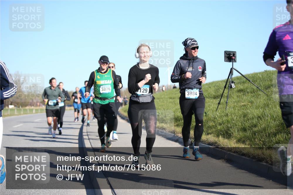 06.04.2025 - 44. Internationalen Wilhelmsburger Insellauf Jannik Wohlers http://msf.ph/oto/7615086 06.04.2025 09:33:01 Laufen 3878, 129, 3984 meine-sportfotos.de